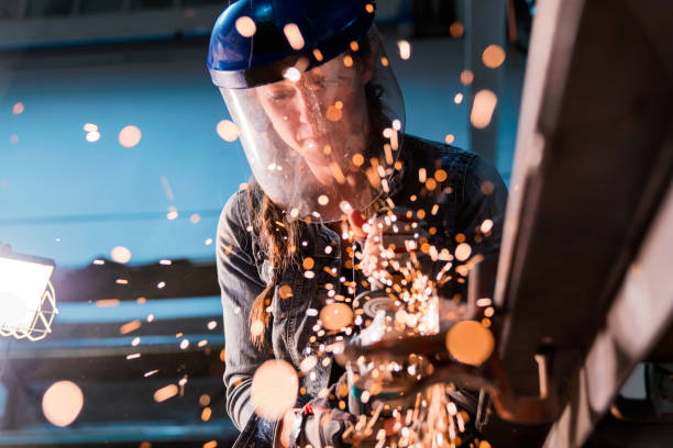 West Dundee, IL Welder & Metal Fabrication Company